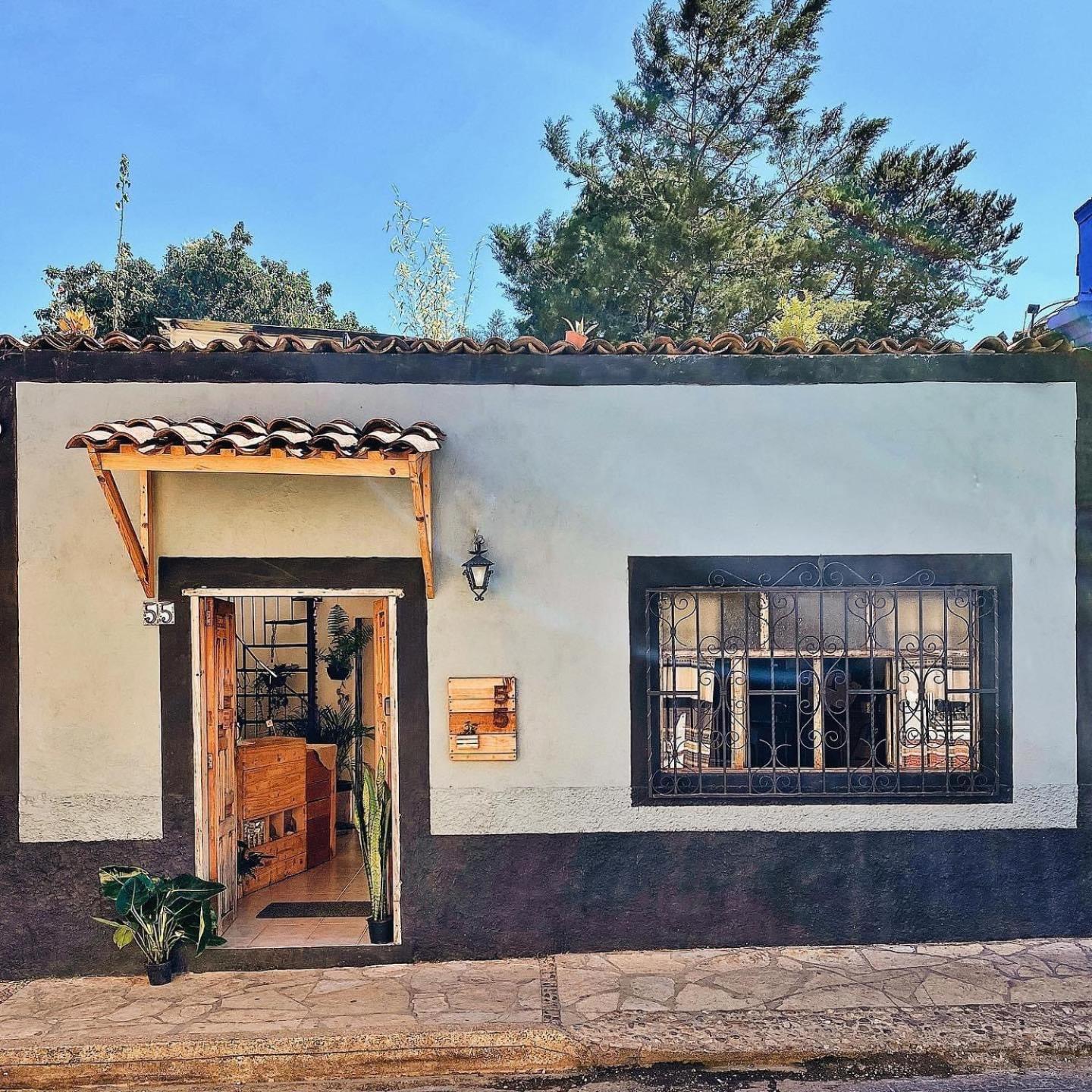 Hostal El 55 San Cristóbal de Las Casas Exterior foto